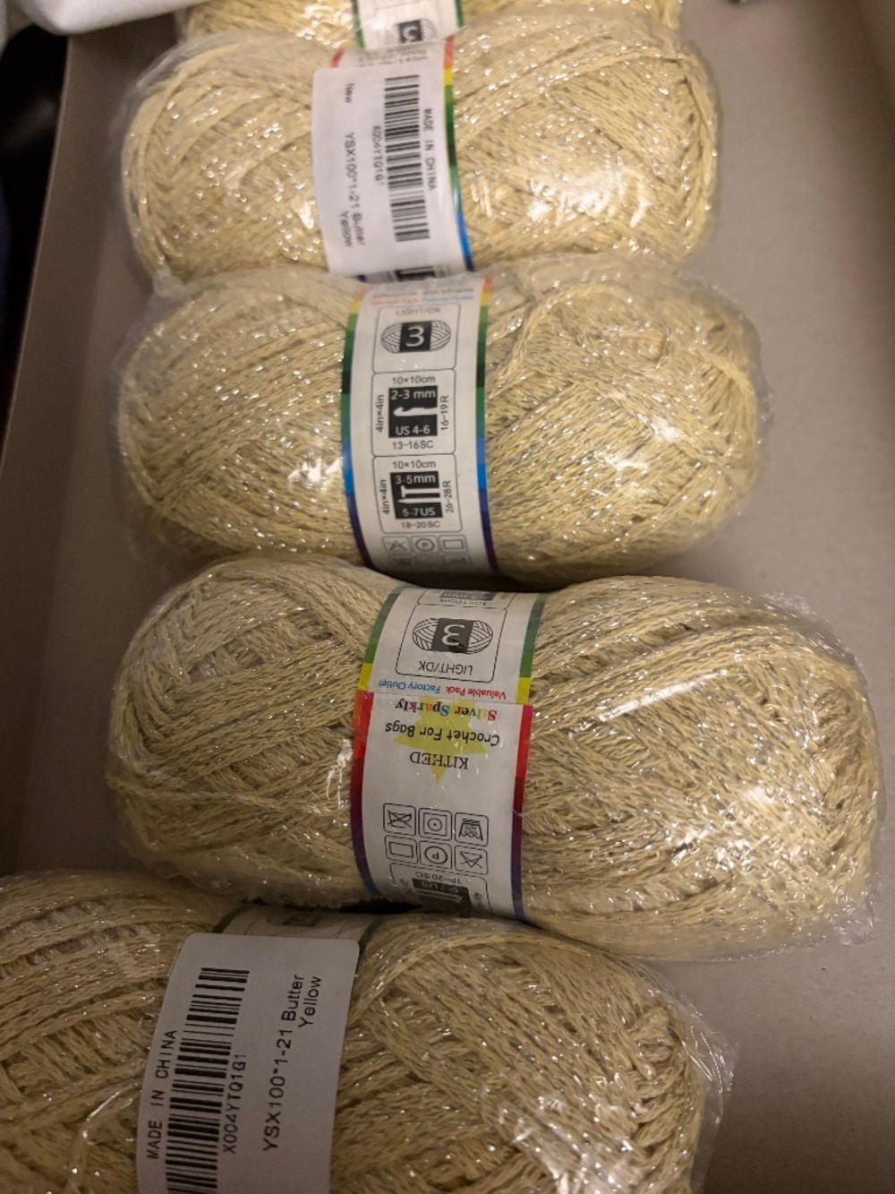 Shiny ivory Metallic Yarn - 4 Skeins